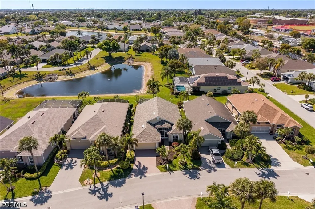 9273 Palm Island Circle North Fort Myers FL 33903