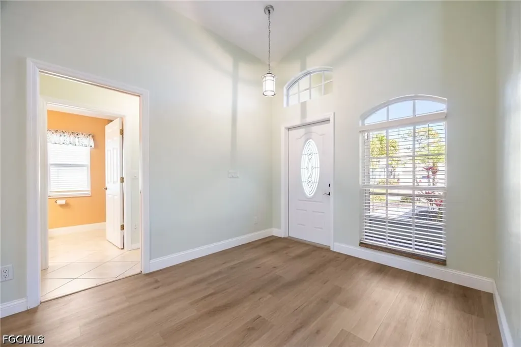 9273 Palm Island Circle North Fort Myers FL 33903