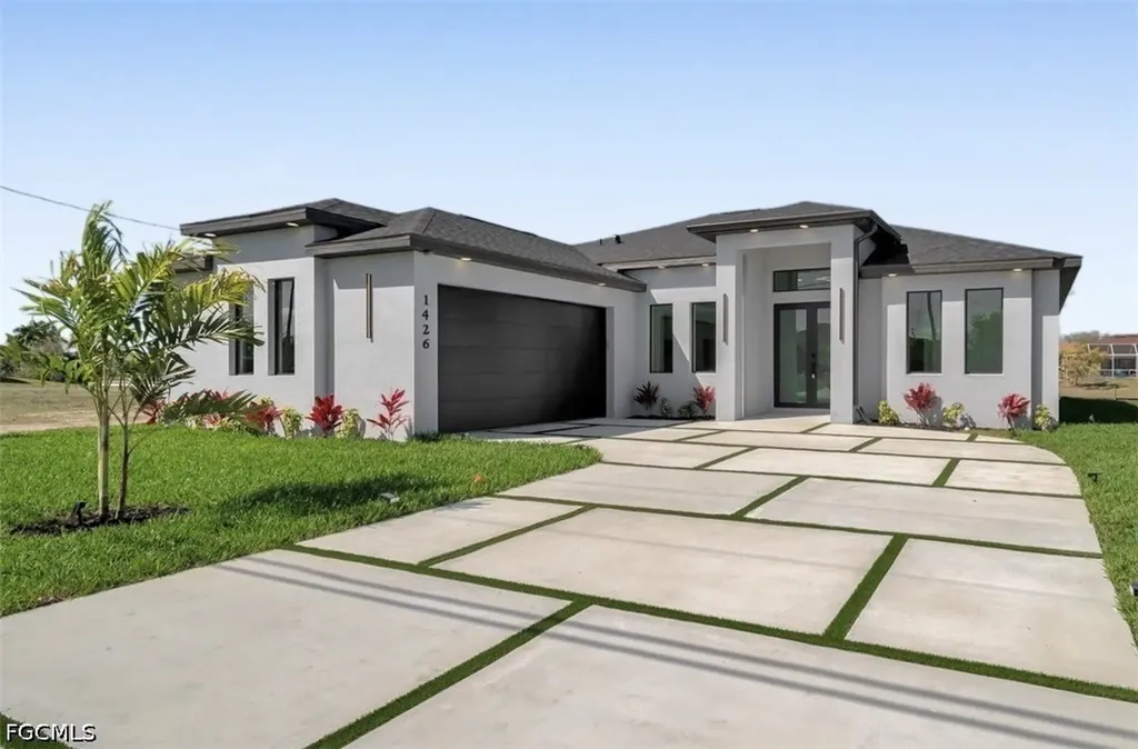 1426 NE 6th Avenue Cape Coral FL 33909