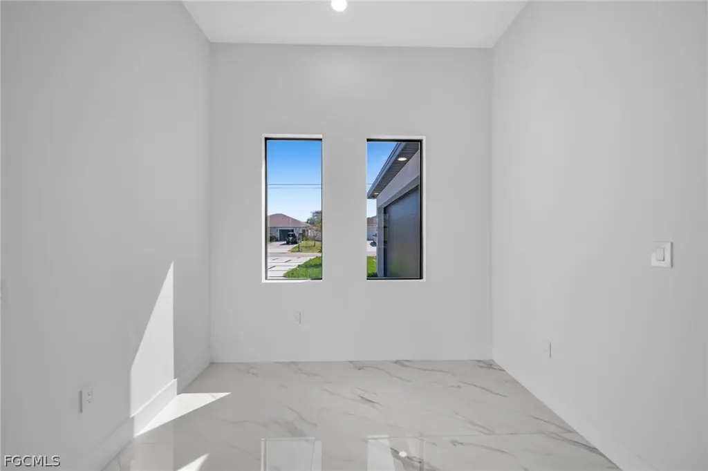 1426 NE 6th Avenue Cape Coral FL 33909