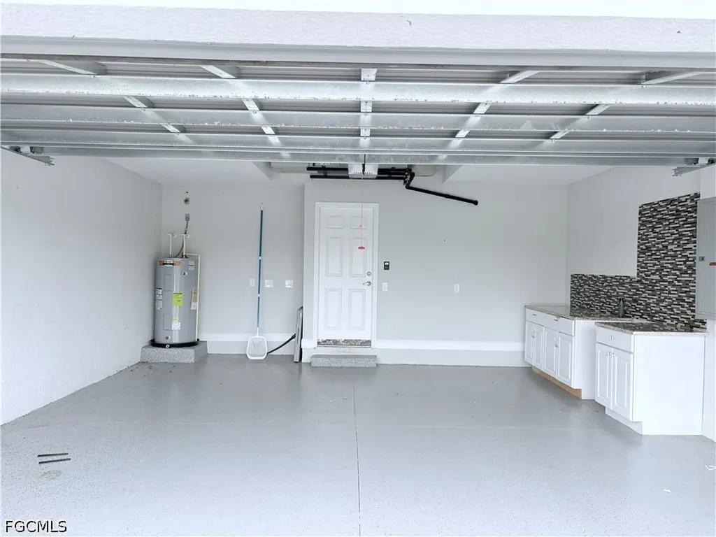 3912 NW 46th Lane Cape Coral FL 33993