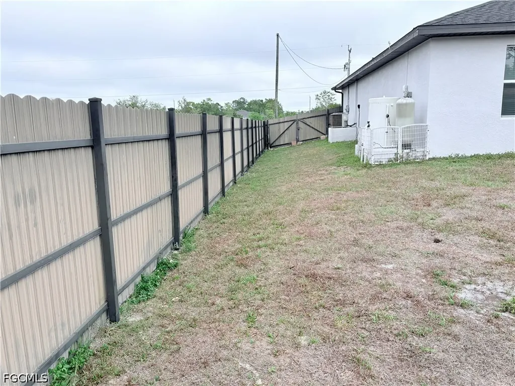 3912 NW 46th Lane Cape Coral FL 33993