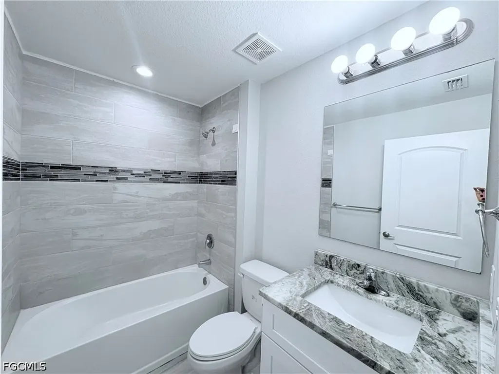 3912 NW 46th Lane Cape Coral FL 33993