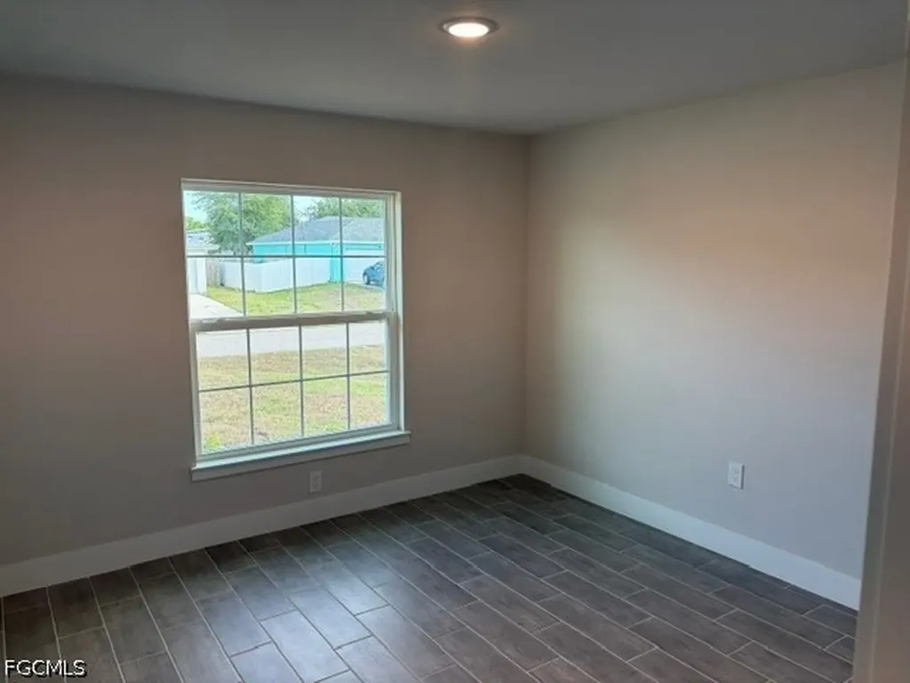 2049 NE 24th Terrace Cape Coral FL 33909