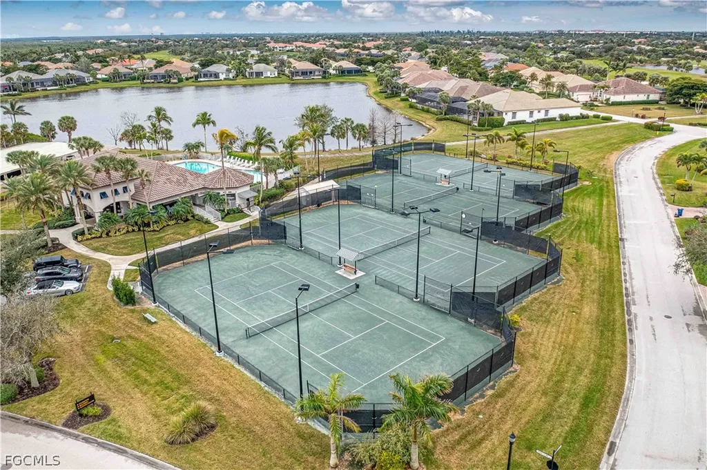 8968 Crown Bridge Way Fort Myers FL 33908