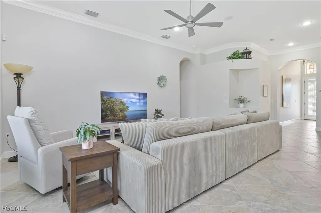 8968 Crown Bridge Way Fort Myers FL 33908