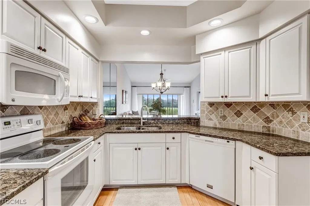 4121 Sawgrass Point Drive Bonita Springs FL 34134