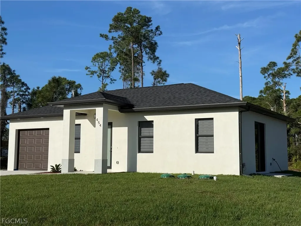 454 Norwood Avenue S Lehigh Acres FL 33974