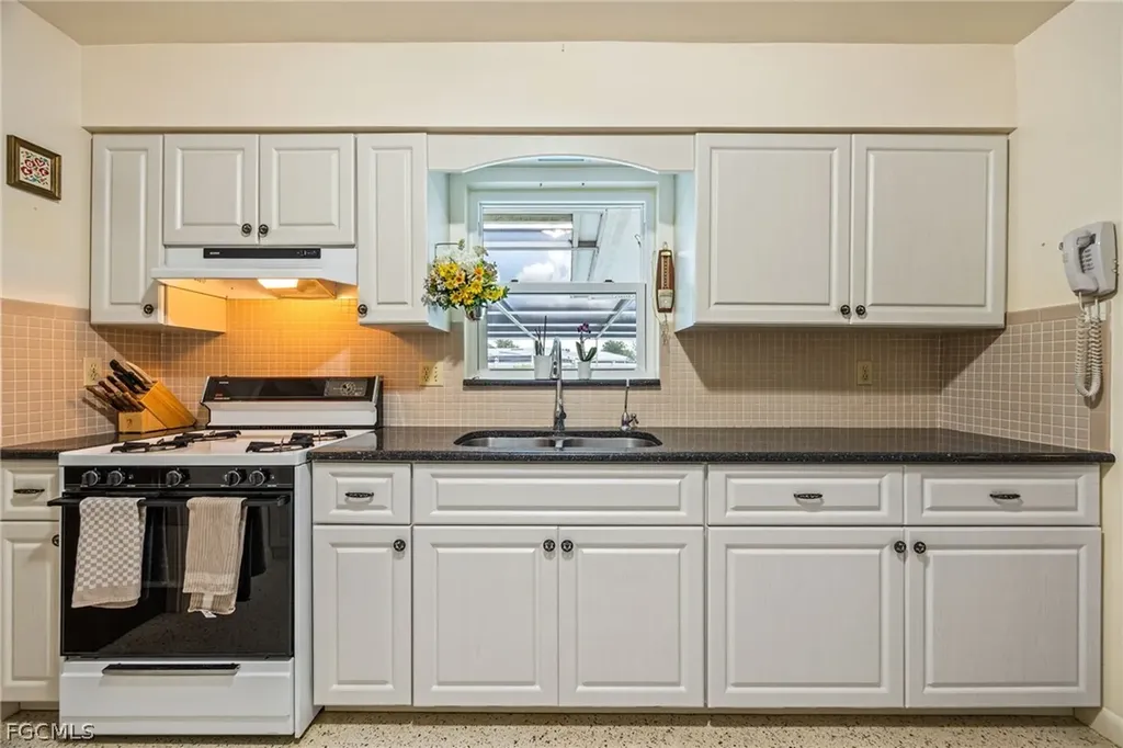 213 Richmond Avenue S Lehigh Acres FL 33936