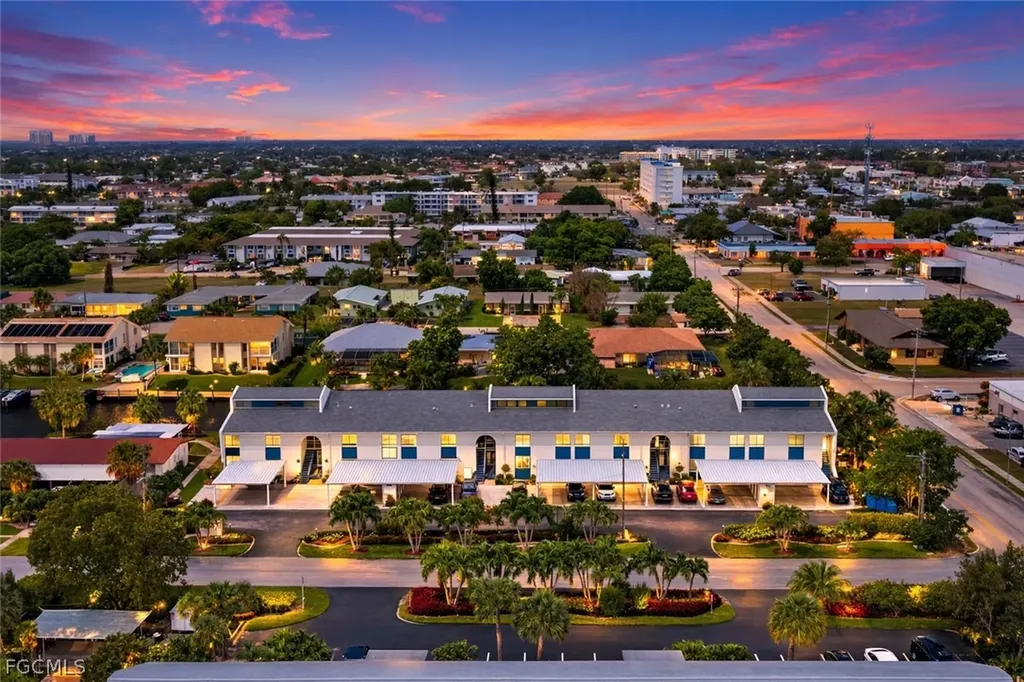 4904 Vincennes Street Cape Coral FL 33904