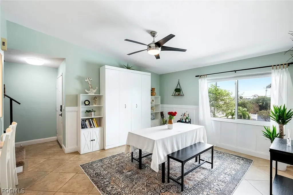 4904 Vincennes Street Cape Coral FL 33904