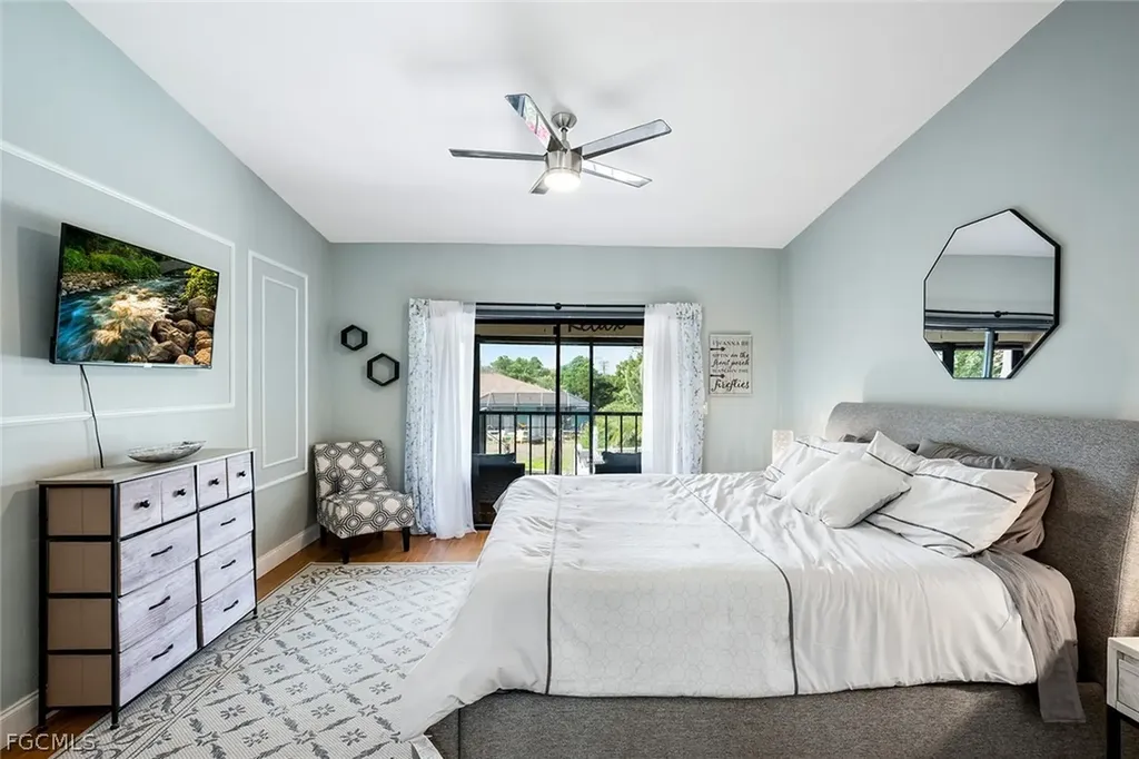 4904 Vincennes Street Cape Coral FL 33904