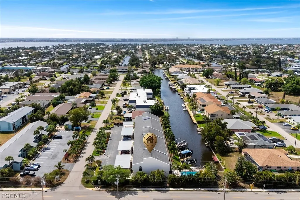 4904 Vincennes Street Cape Coral FL 33904
