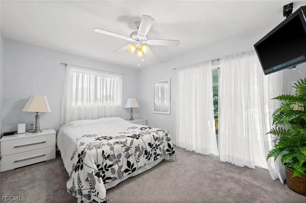 1229 SW 24th Street Cape Coral FL 33991