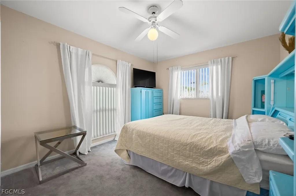 1229 SW 24th Street Cape Coral FL 33991