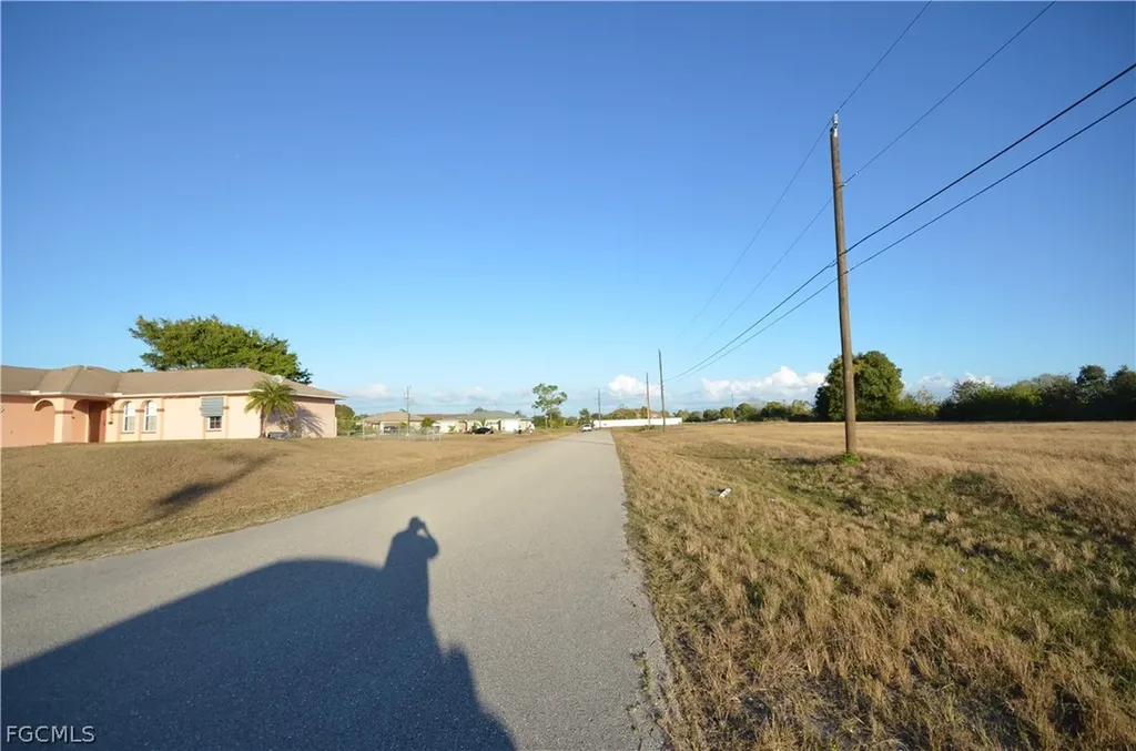 702 NE 12th Street Cape Coral FL 33909