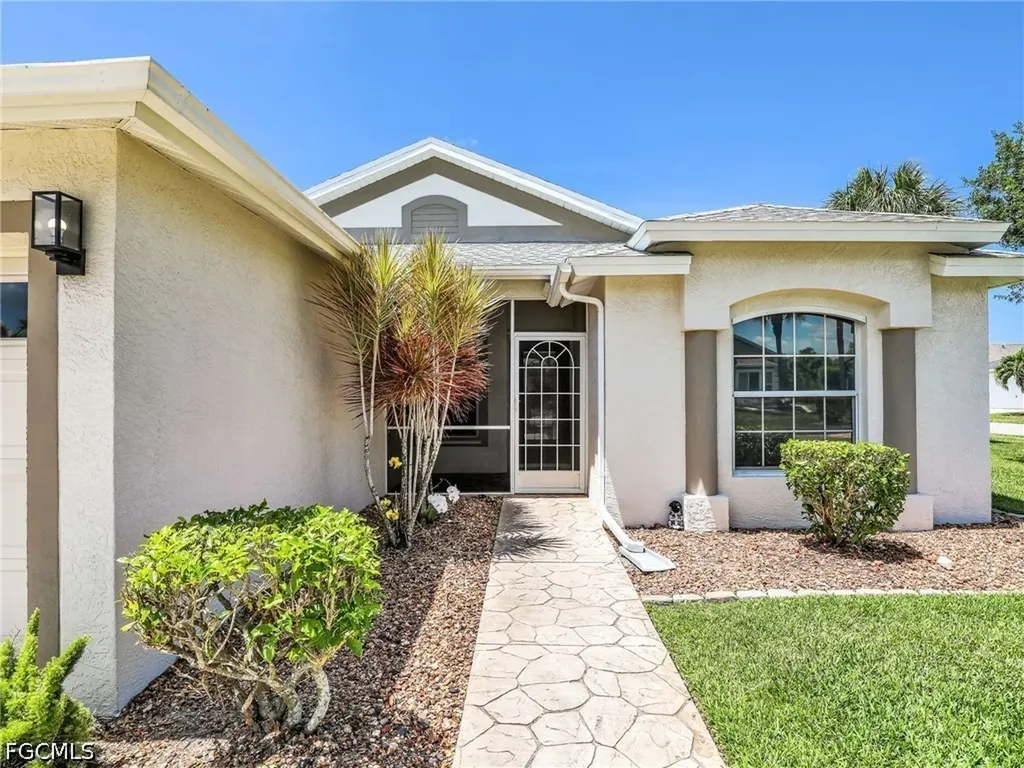 21232 Waymouth Run Estero FL 33928