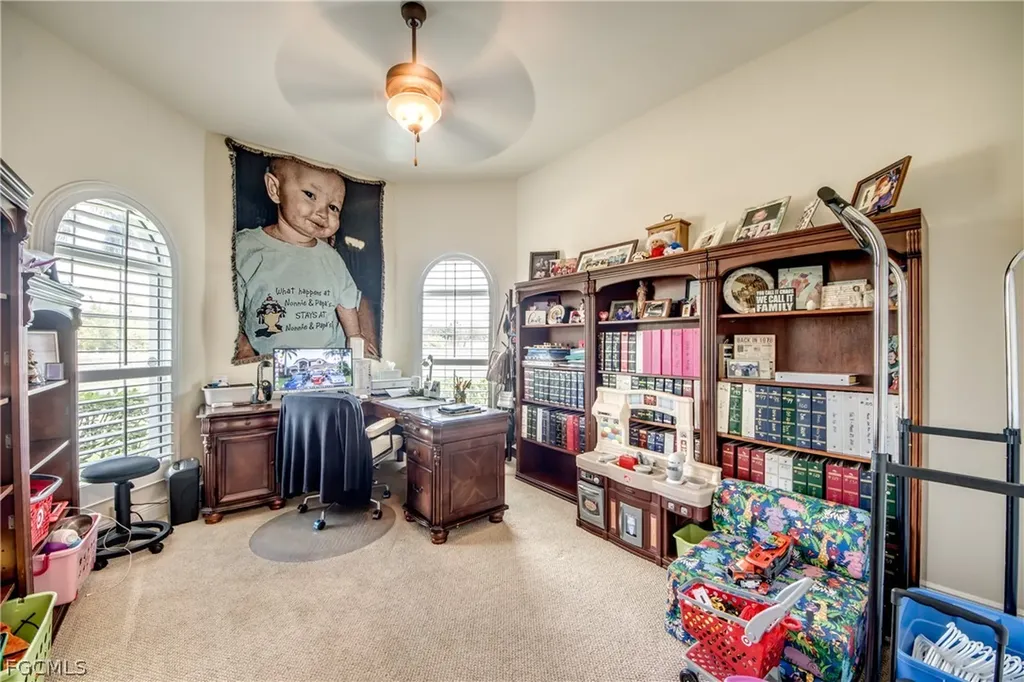 2736 Miracle Parkway Cape Coral FL 33914