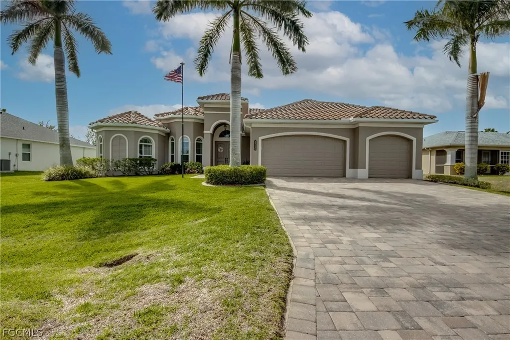 2736 Miracle Parkway Cape Coral FL 33914