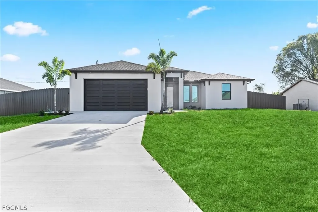 1713 NE 7th Avenue Cape Coral FL 33909