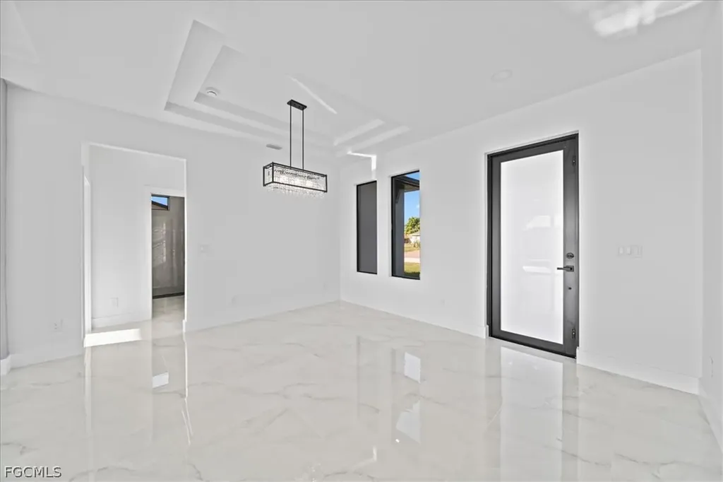 1713 NE 7th Avenue Cape Coral FL 33909