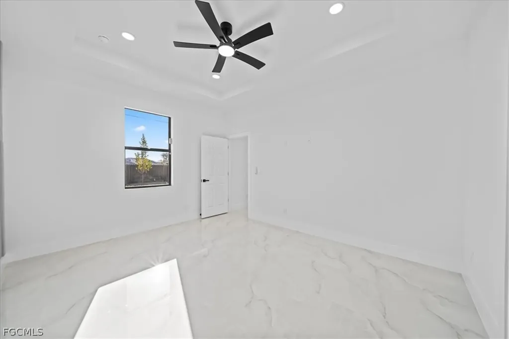 1713 NE 7th Avenue Cape Coral FL 33909