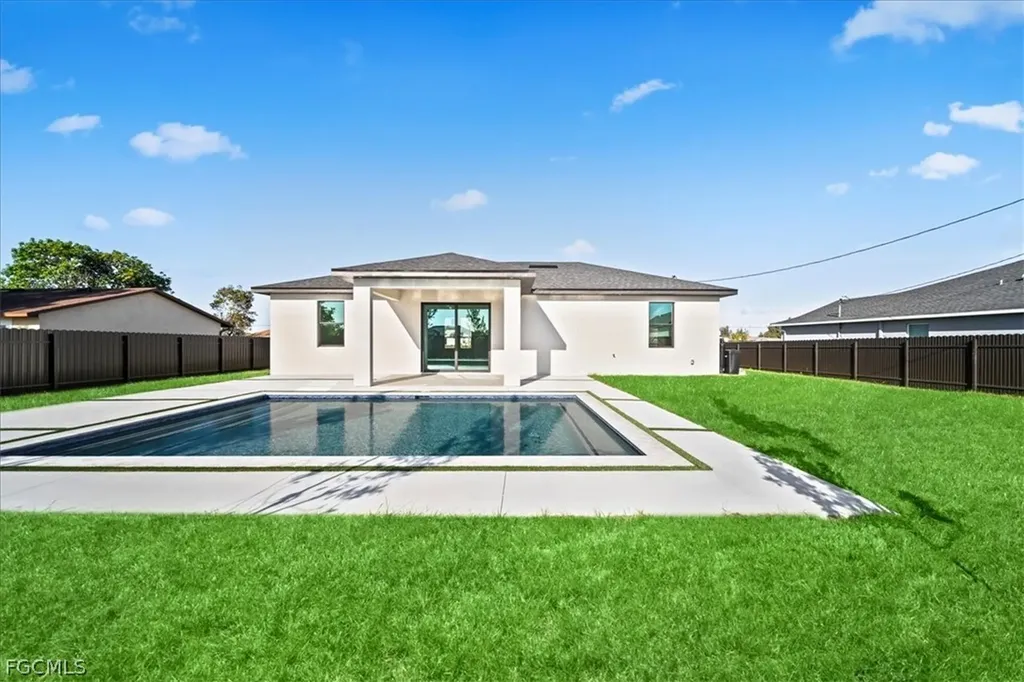 1713 NE 7th Avenue Cape Coral FL 33909