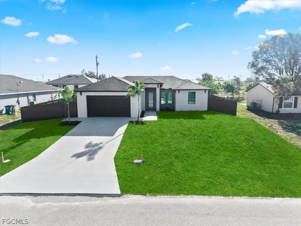 1713 NE 7th Avenue Cape Coral FL 33909