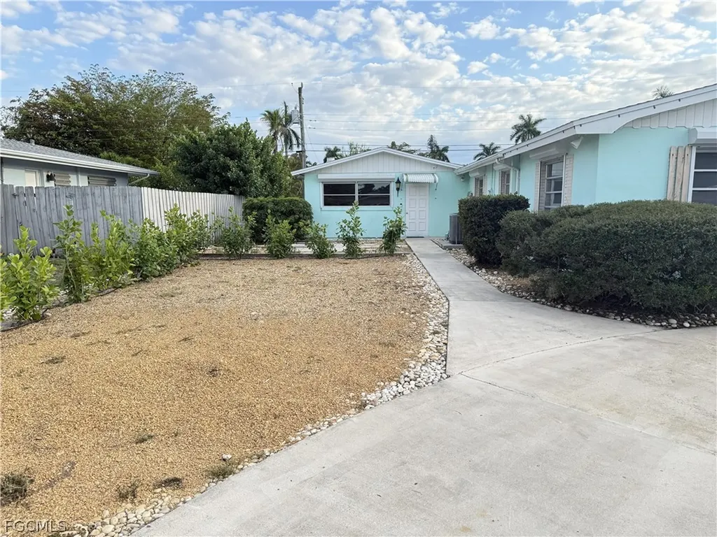 1534 Ricardo Avenue Fort Myers FL 33901