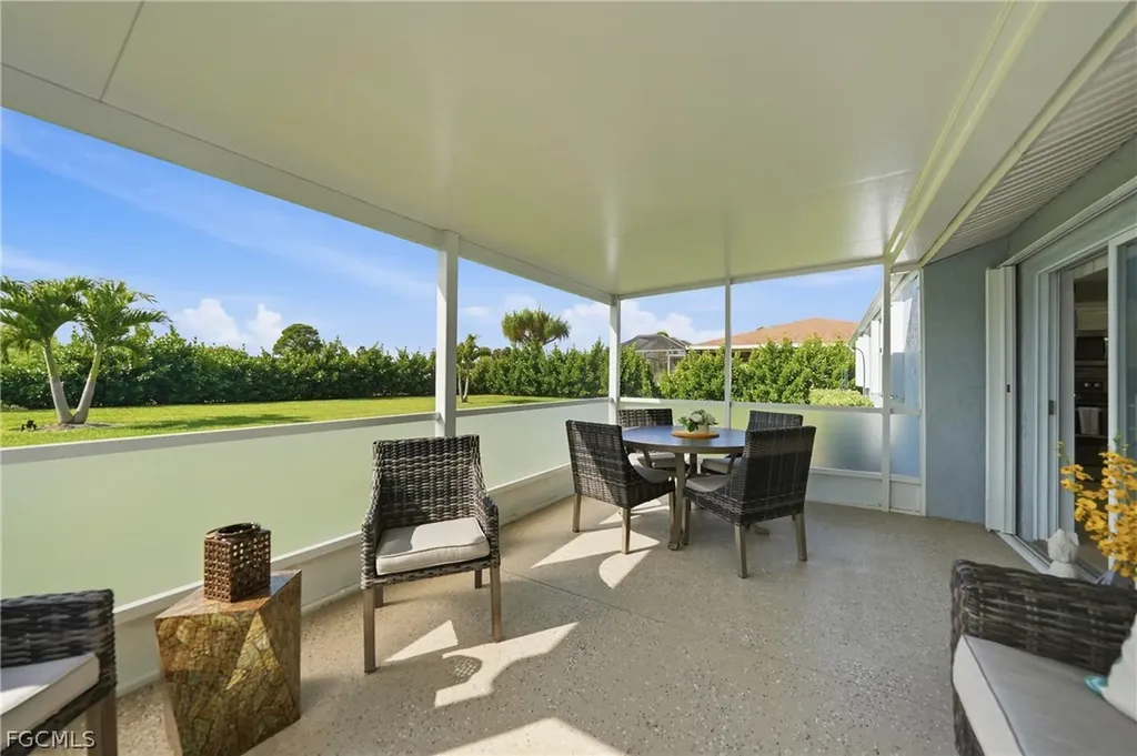 1120 SE 23rd Terrace Cape Coral FL 33990
