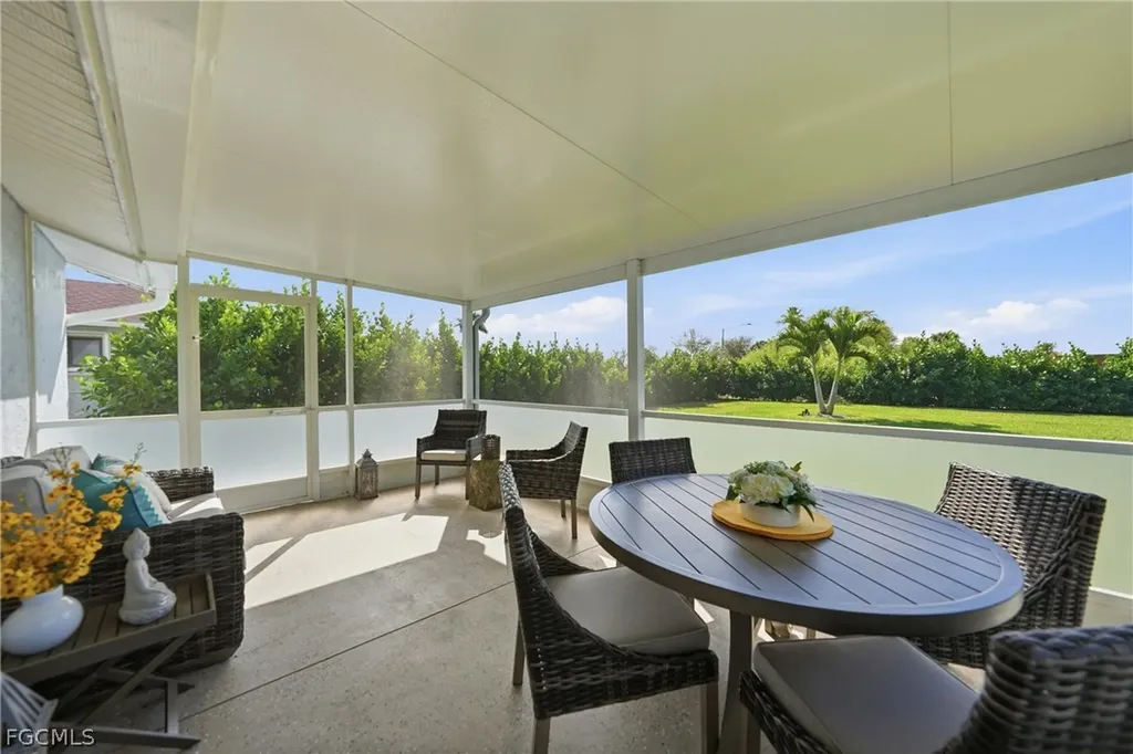1120 SE 23rd Terrace Cape Coral FL 33990