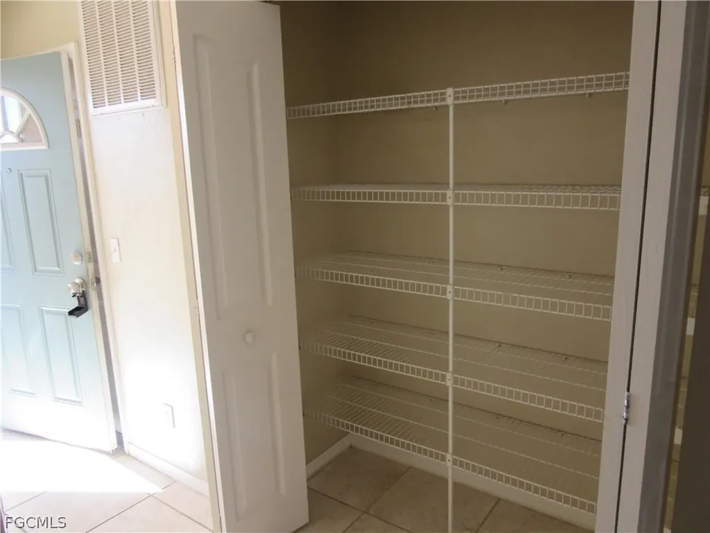 269-271 SW 4th Street Cape Coral FL 33991