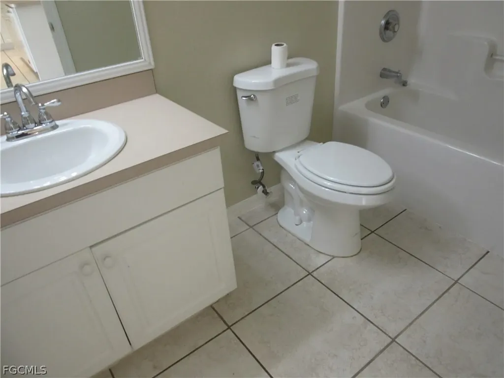 269-271 SW 4th Street Cape Coral FL 33991