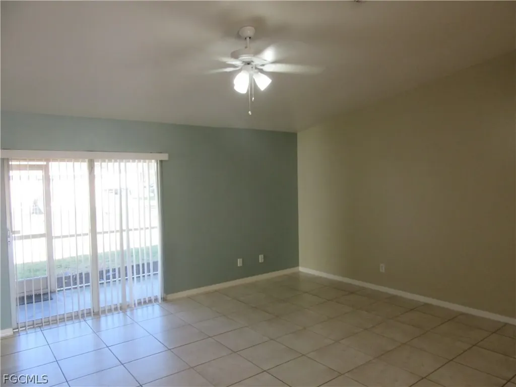 269-271 SW 4th Street Cape Coral FL 33991