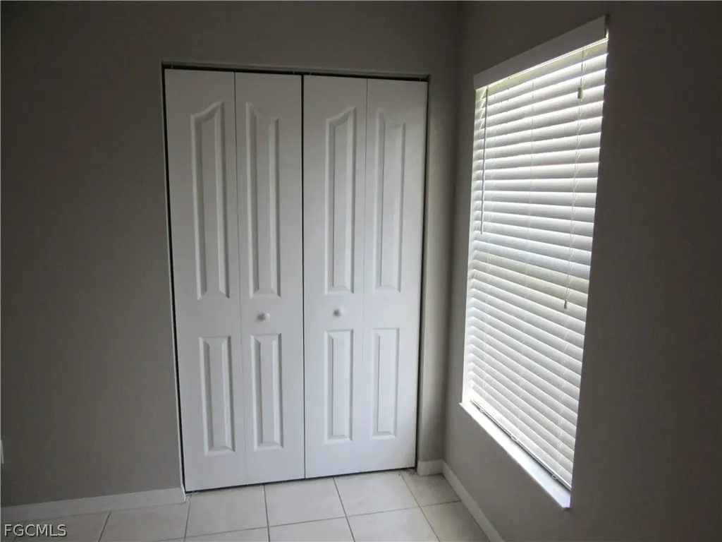 269-271 SW 4th Street Cape Coral FL 33991