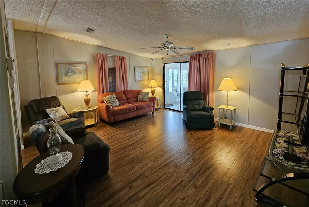 5558 Palm Beach Boulevard Fort Myers FL 33905