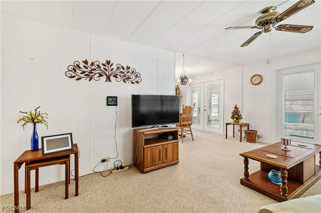 203 Harvest Lane North Fort Myers FL 33917