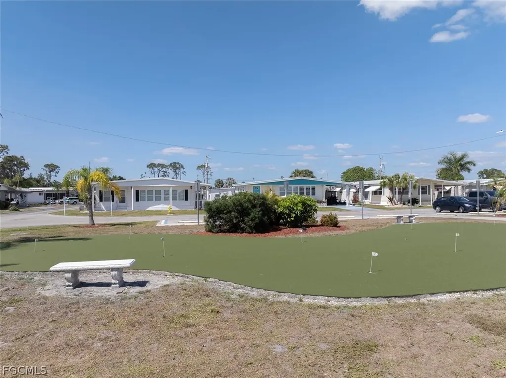 203 Harvest Lane North Fort Myers FL 33917