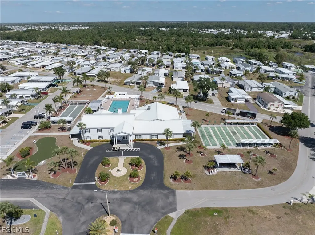 203 Harvest Lane North Fort Myers FL 33917