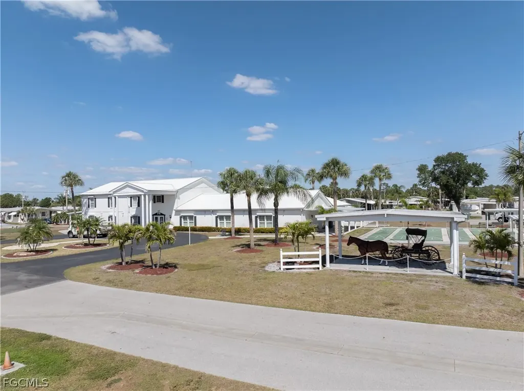 203 Harvest Lane North Fort Myers FL 33917