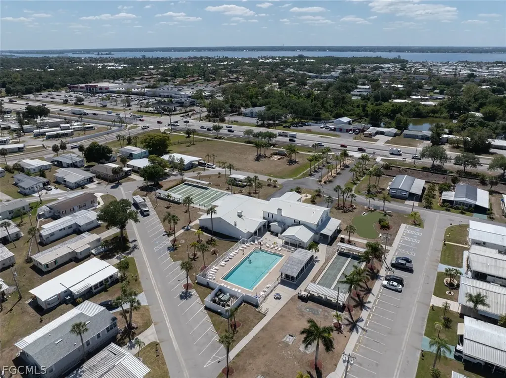 203 Harvest Lane North Fort Myers FL 33917