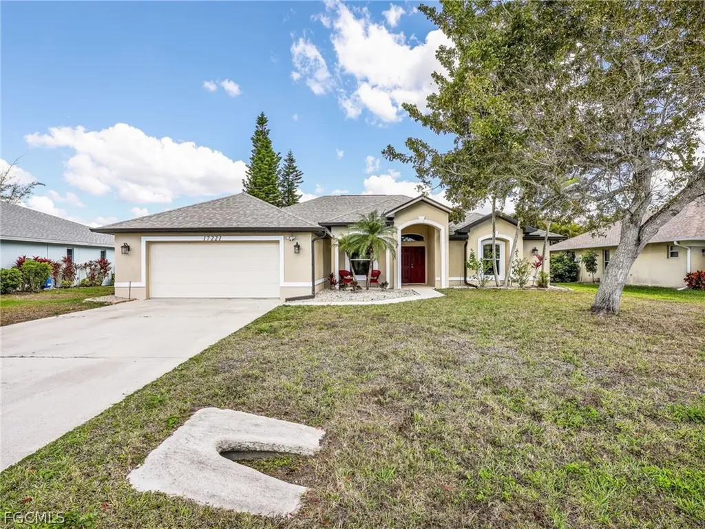 Fort Myers FL, 17221 Trappers Drive