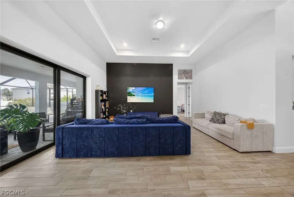 2205 SW 13th Street Cape Coral FL 33991