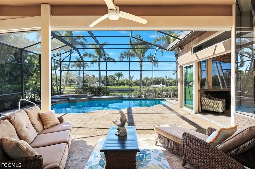 2022 El Dorado Parkway W Cape Coral FL 33914