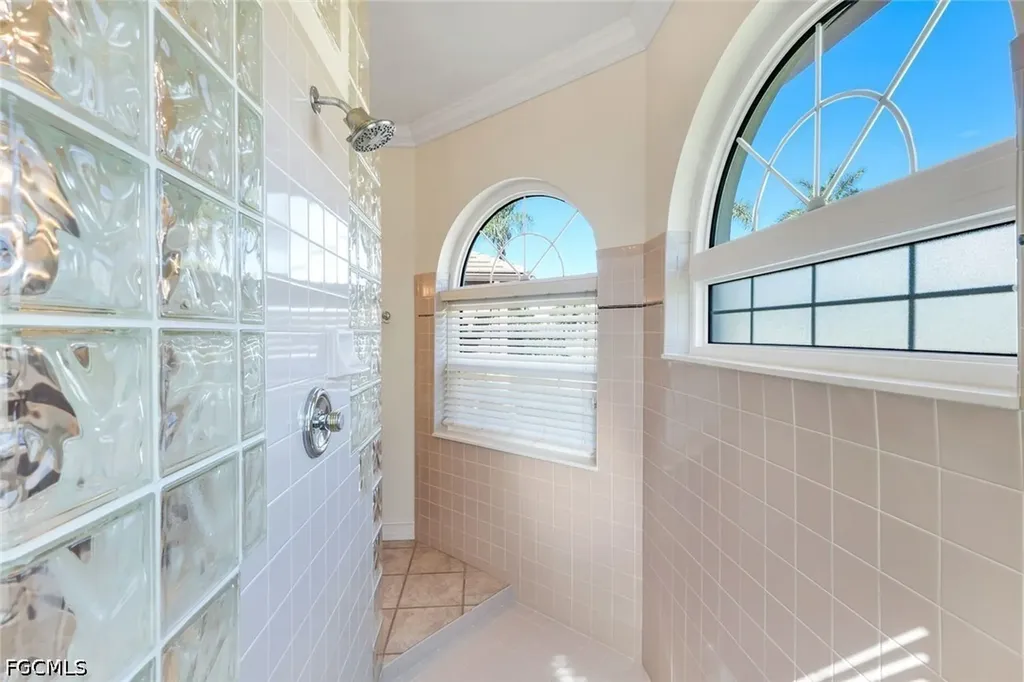 2022 El Dorado Parkway W Cape Coral FL 33914
