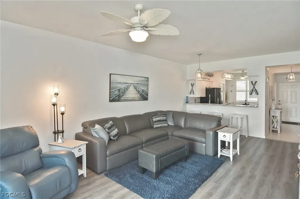 8066 Queen Palm Lane Fort Myers FL 33966