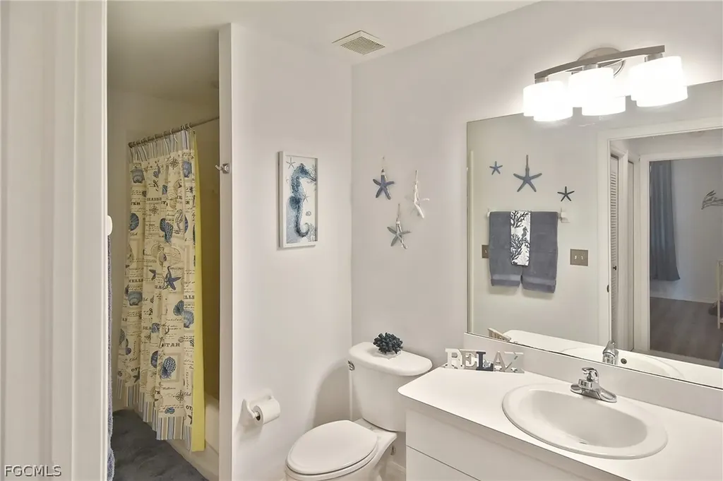 8066 Queen Palm Lane Fort Myers FL 33966