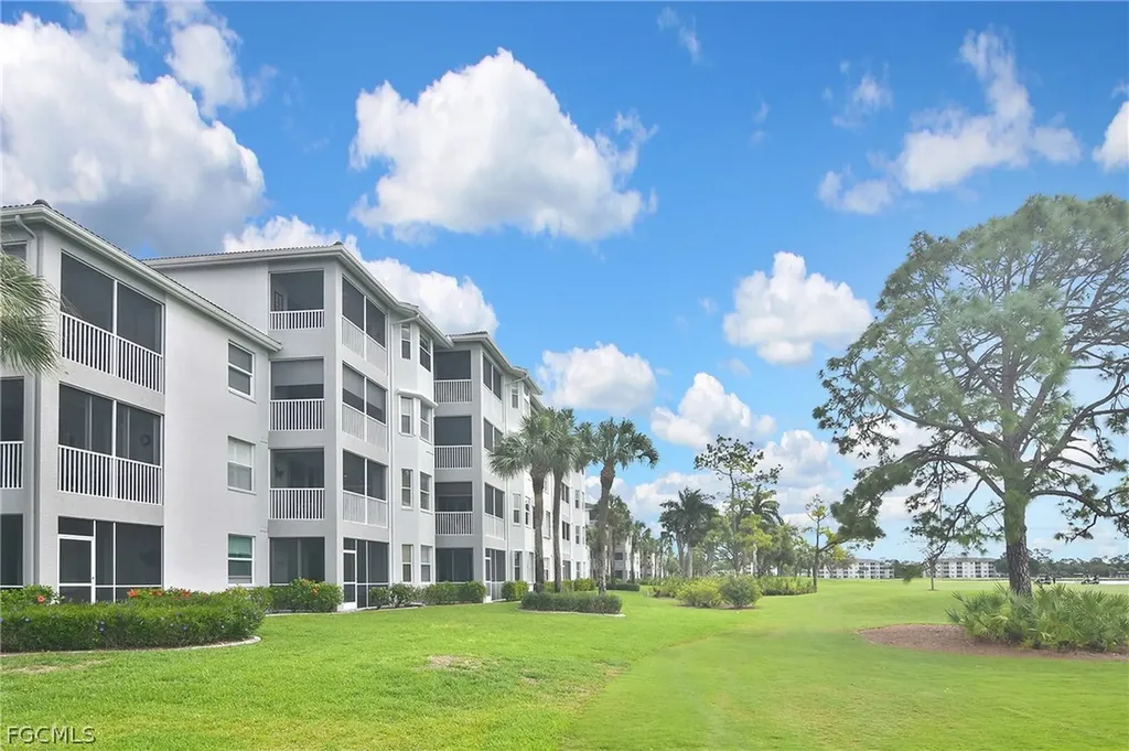 8066 Queen Palm Lane Fort Myers FL 33966