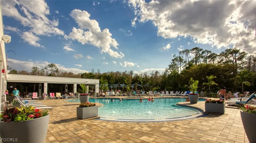 8066 Queen Palm Lane Fort Myers FL 33966