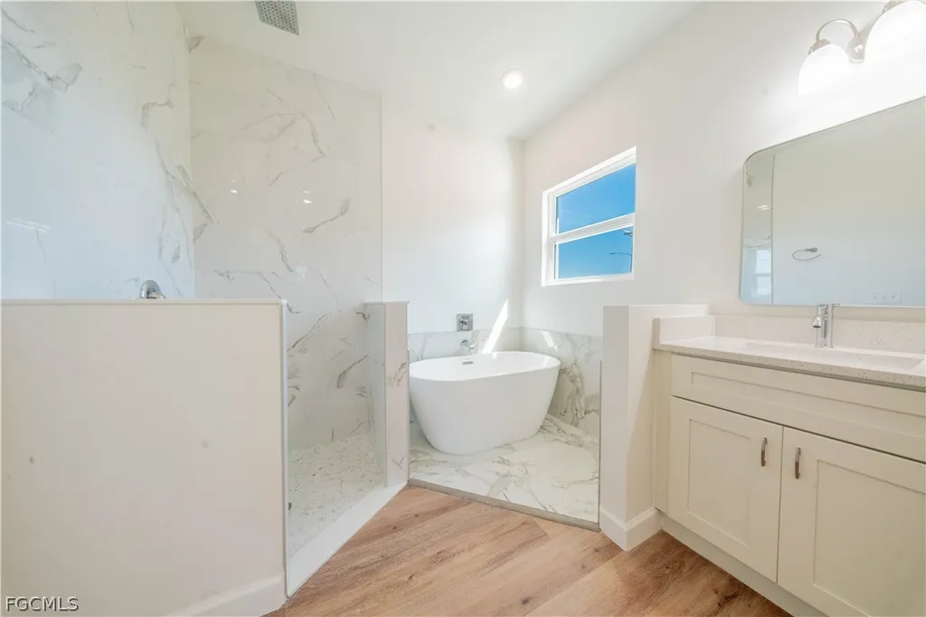 2324 SW 20th Avenue Cape Coral FL 33991